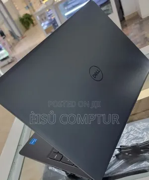 New Laptop Dell Vostro 5630 16GB Intel Core i5 SSD 512GB