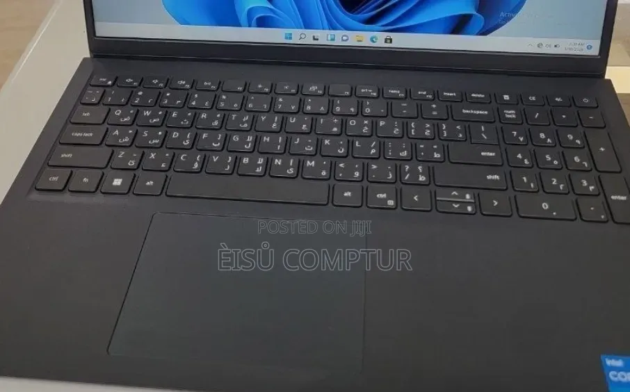 New Laptop Dell Vostro 5630 16GB Intel Core i5 SSD 512GB
