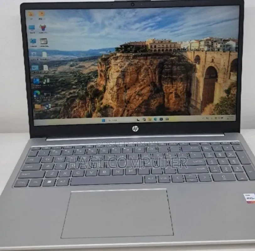 New Laptop HP Stream Notebook 16GB Intel Core i7 SSD 1T