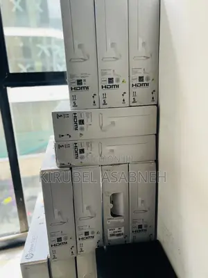 HP Monitor 27”