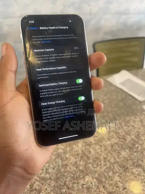 Apple iPhone XR 64 GB White