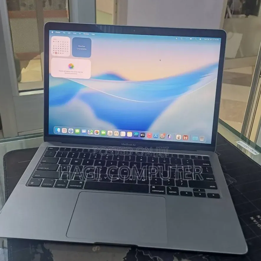 New Laptop Apple MacBook Air 2020 M1 8GB Apple M1 SSD 256GB
