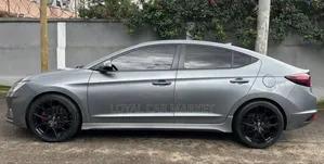 Hyundai Avante 2020 Gray