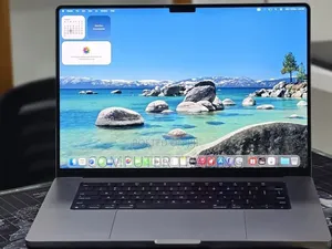 New Laptop Apple MacBook Pro 2023 M2 16GB Intel Core i7 SSD 512GB