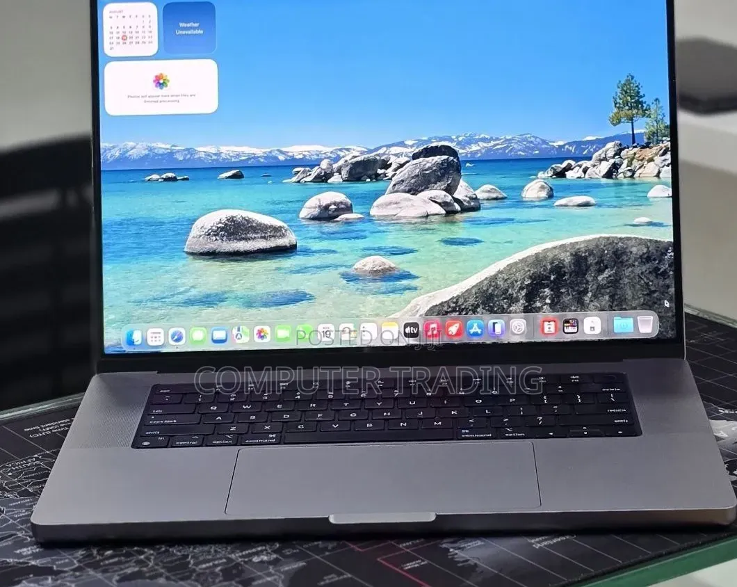 New Laptop Apple MacBook Pro 2023 M2 16GB Intel Core i7 SSD 512GB
