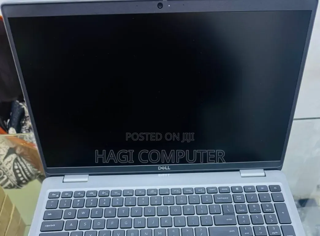 New Laptop Dell Precision 3581 16GB Intel Core i7 SSD 1T