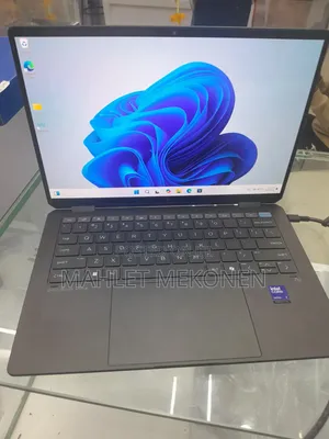New Laptop HP OmniBook Ultra Flip 14" 16GB Intel Core Ultra 7 SSD 1T