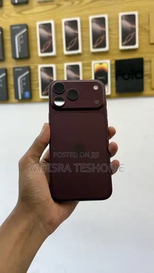 New Apple iPhone 18 Pro Max 256 GB Red