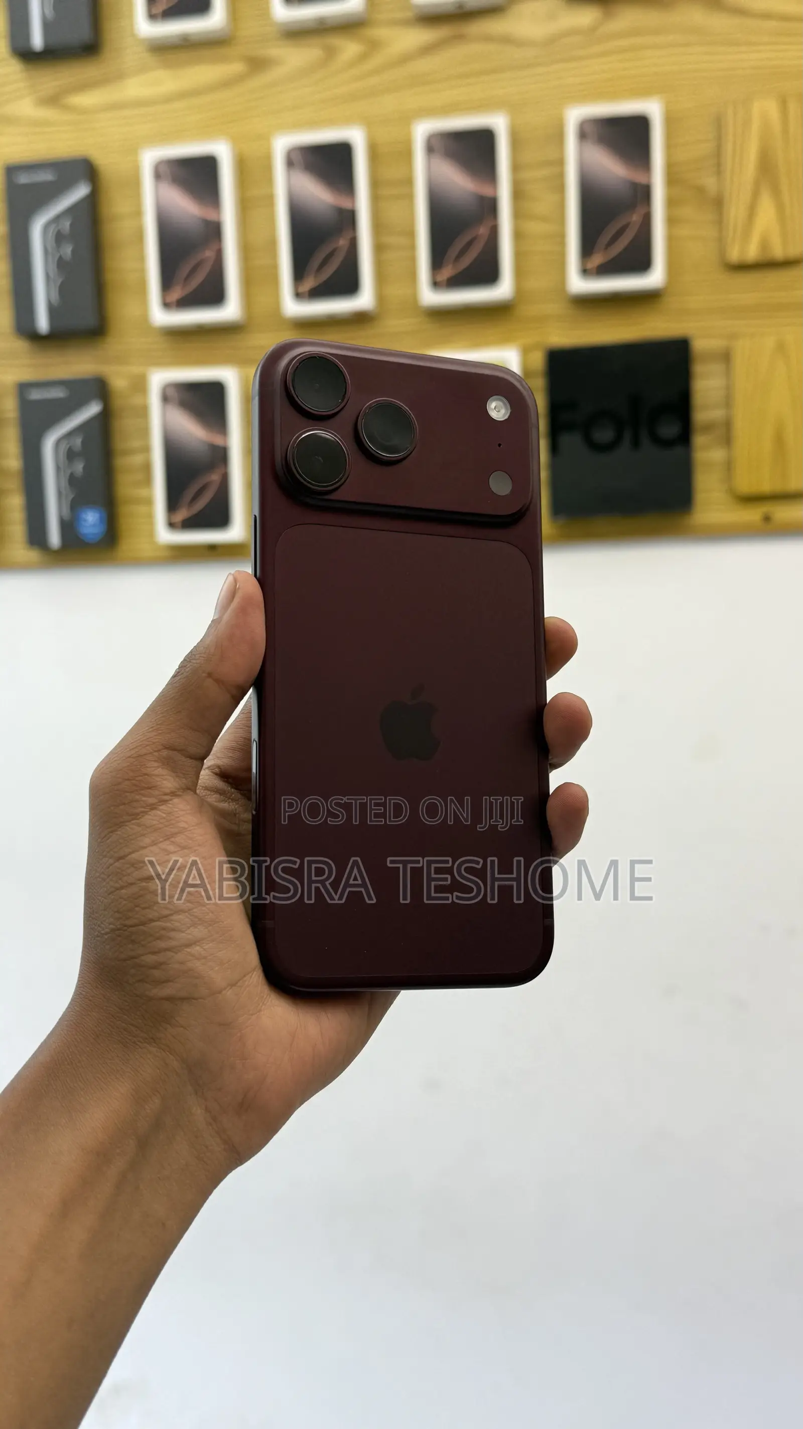New Apple iPhone 18 Pro Max 256 GB Red