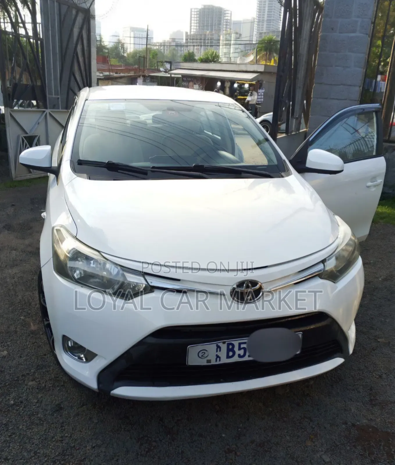 Toyota Yaris 2014 White