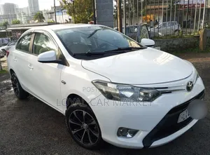 Toyota Yaris 2014 White