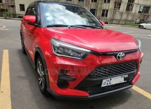 Toyota Raize 2022 Red