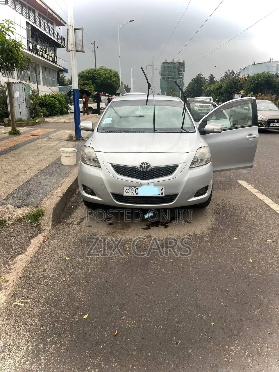 Toyota Yaris 2010 Gray