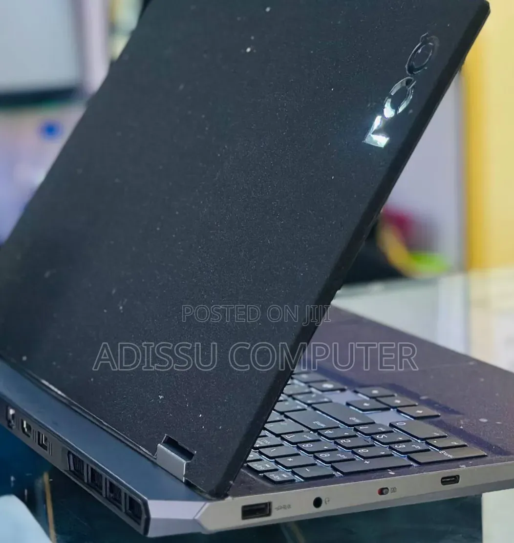New Laptop Lenovo LOQ 15AHP10 12GB Intel Core i5 SSD 512GB