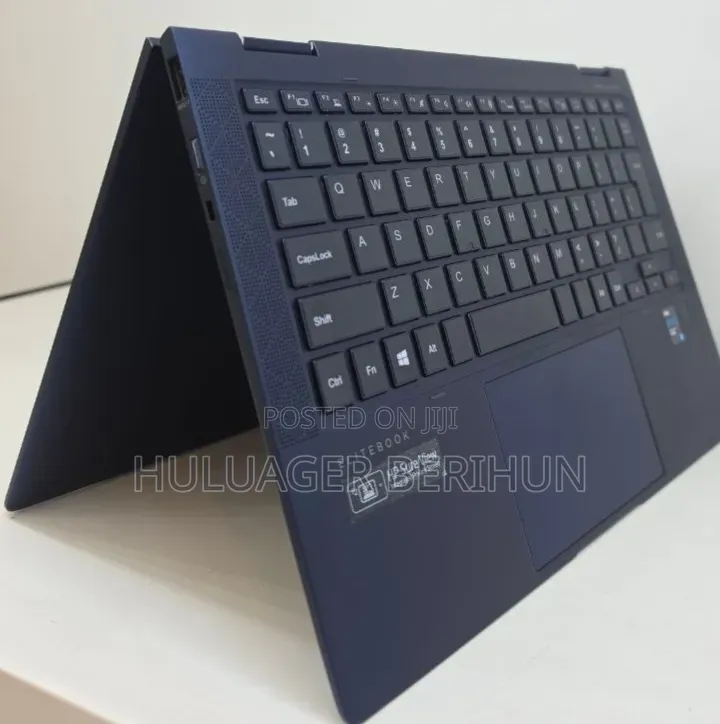 New Laptop HP Dragonfly G2 16GB Intel Core i7 SSD 512GB