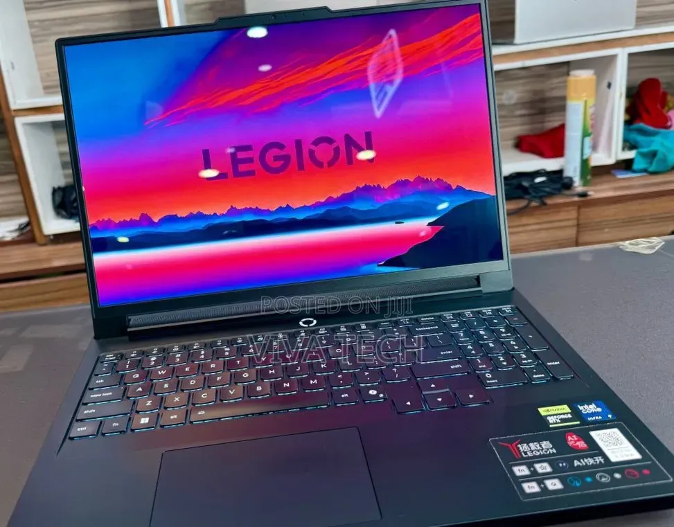 New Laptop Lenovo Legion 9 16GB AMD Ryzen 9 SSD 1T
