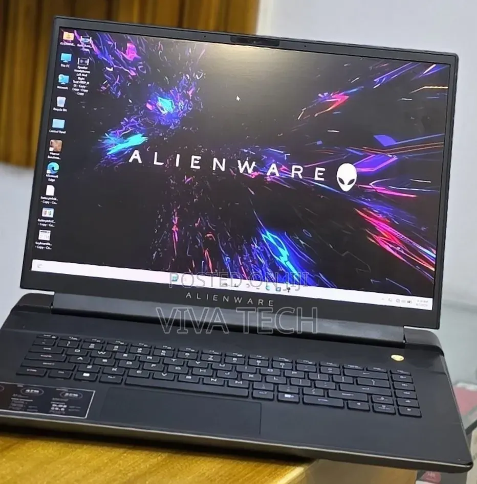 New Laptop Alienware X16 r1 16GB Intel Core i9 SSD 1T