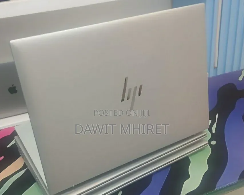 New Laptop HP EliteBook 840 G10 16GB Intel Core i7 SSD 512GB