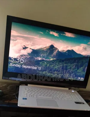Laptop Toshiba Satellite C55 4GB Intel Core i3 HDD 500GB