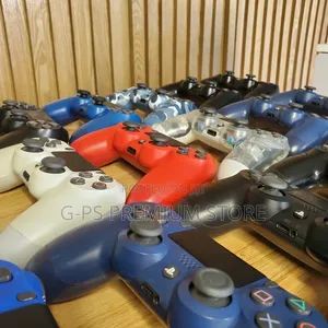 ያልተፈቱ ጽድት ያሉ PS4 Dubai Used Original Joysticks!