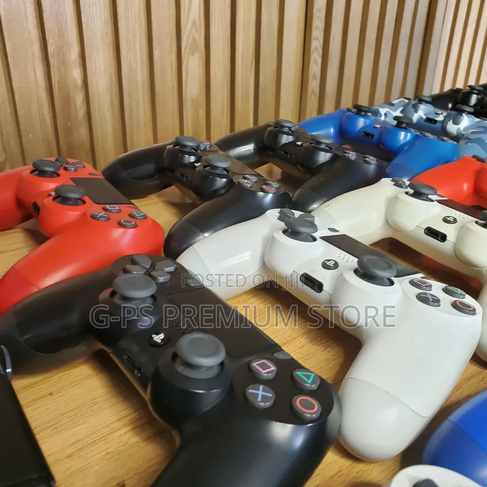 ያልተፈቱ ጽድት ያሉ PS4 Dubai Used Original Joysticks!