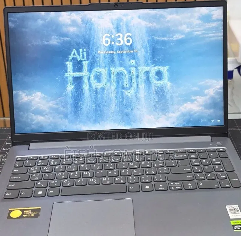 New Laptop Lenovo LOQ 15AHP10 12GB Intel Core i5 SSD 512GB