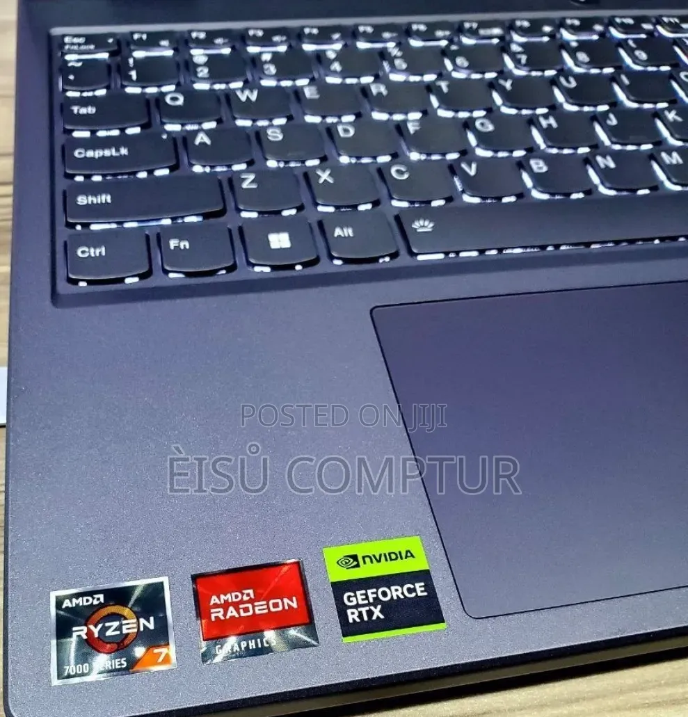 New Laptop Lenovo Legion 5 16GB AMD Ryzen 7 SSD 512GB