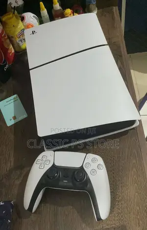 PLAYSTATION 5,5,5, Slim : CD EDITION;