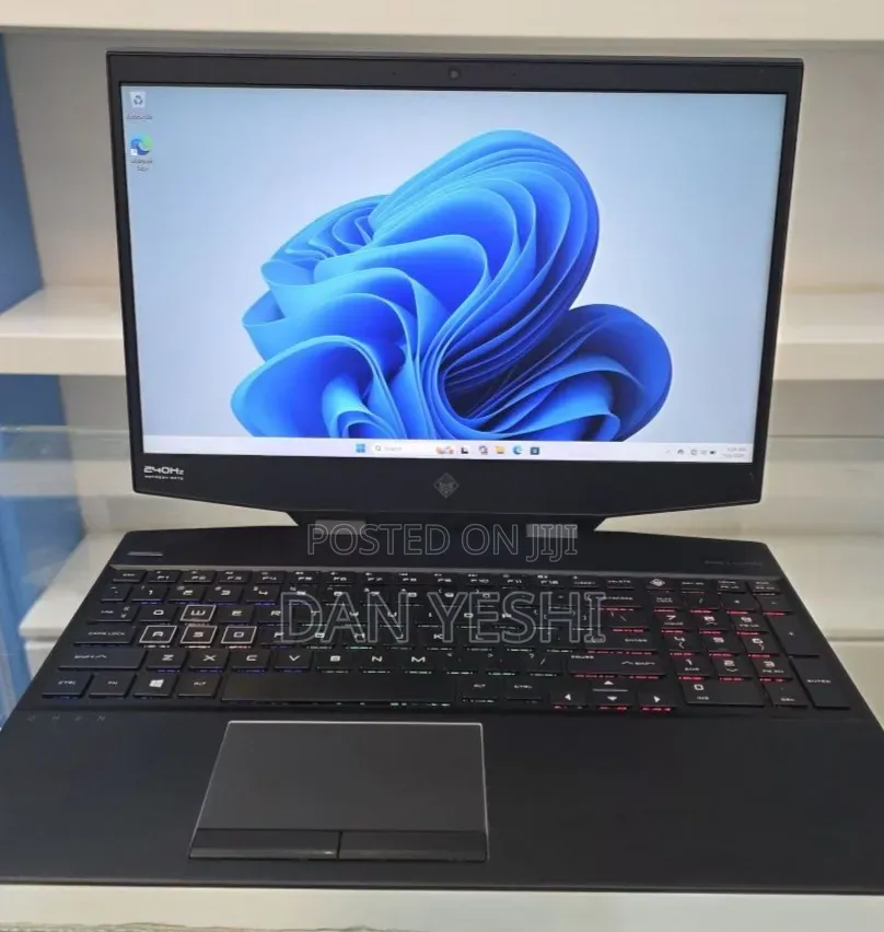New Laptop HP Omen 15 16GB Intel Core i7 SSD 512GB