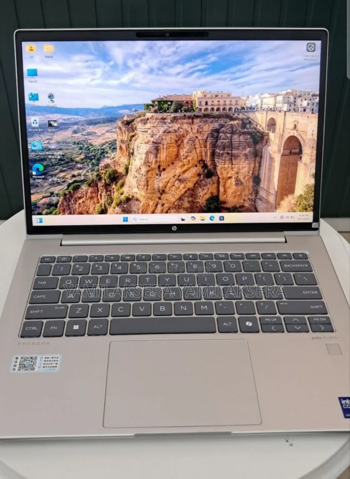 New Laptop HP ProBook 440 16GB Intel Core Ultra 7 SSD 512GB