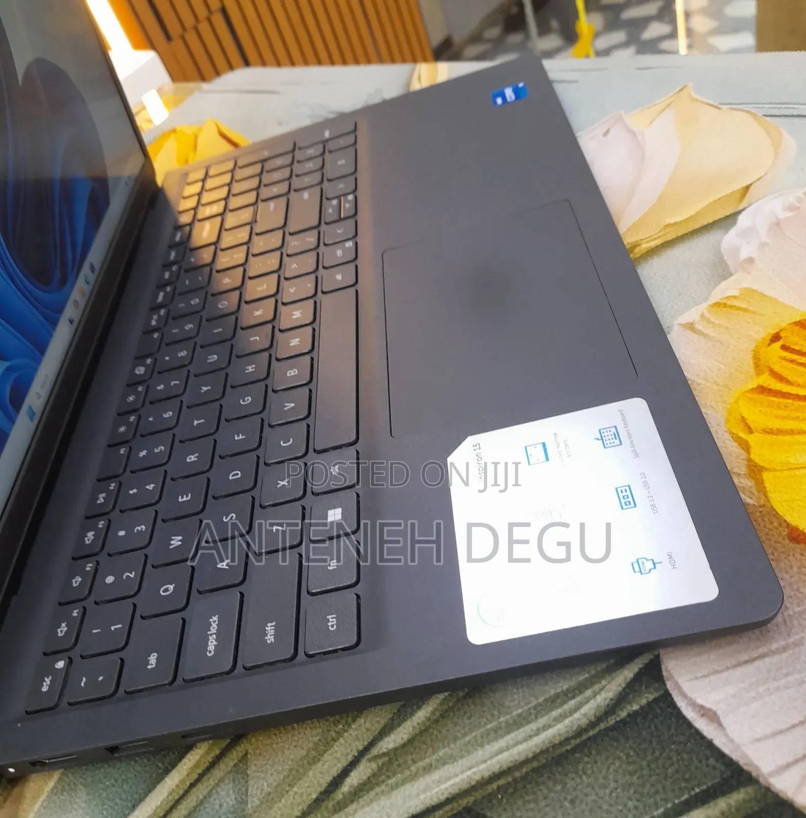 New Laptop Dell Inspiron 15 8GB Intel Core i5 SSD 512GB
