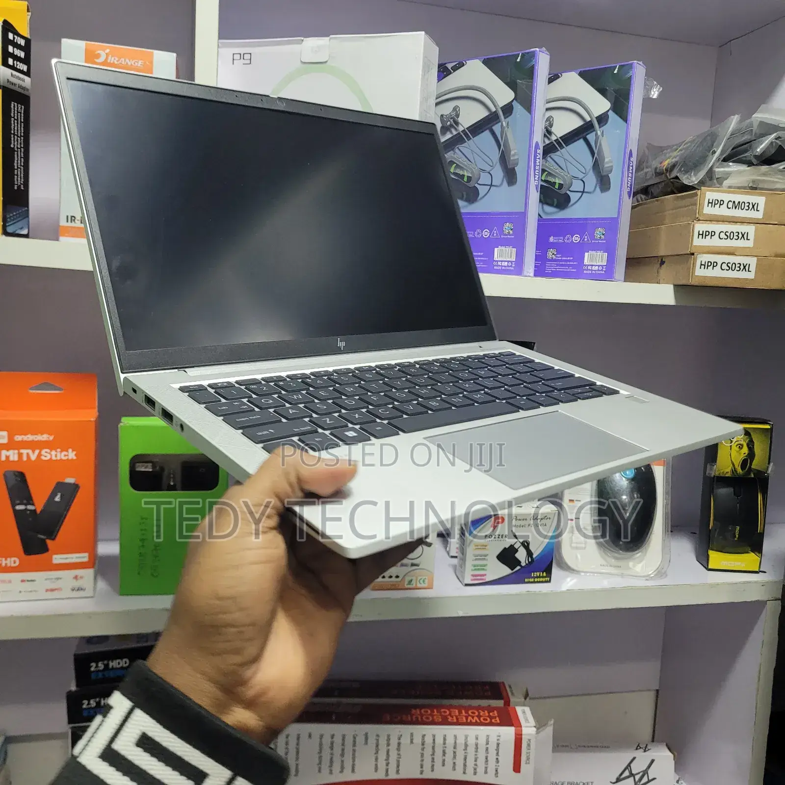 New Laptop HP EliteBook 830 8GB Intel Core i5 SSD 512GB