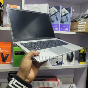 New Laptop HP EliteBook 830 8GB Intel Core i5 SSD 512GB