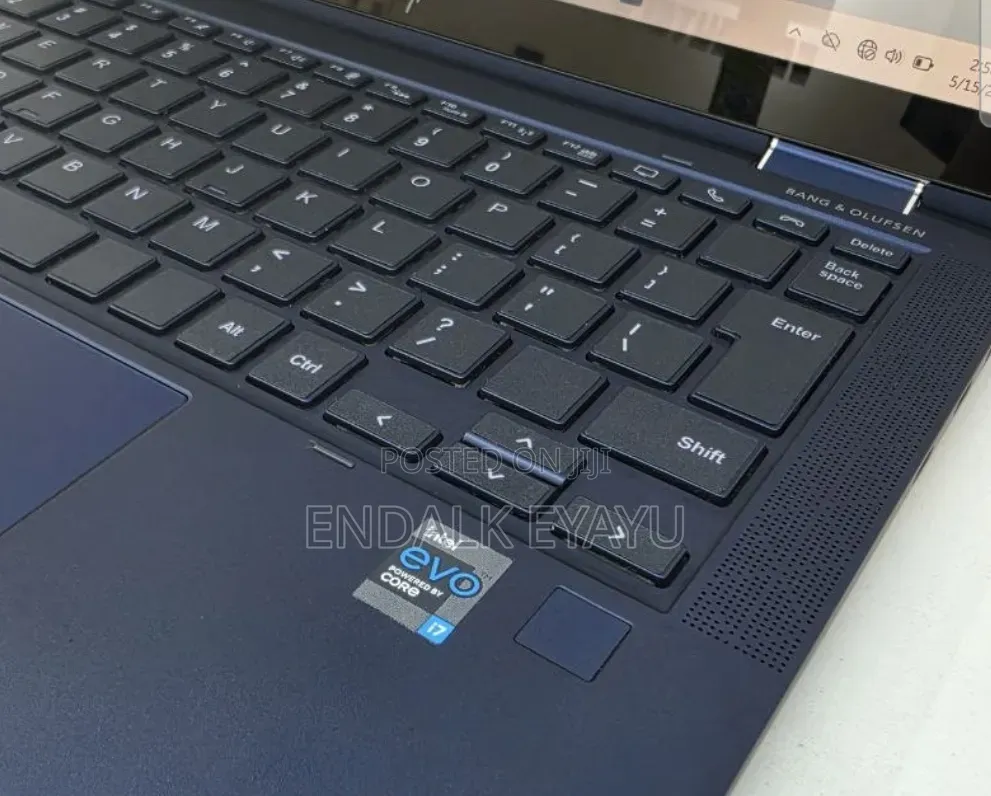 New Laptop HP Dragonfly G2 16GB Intel Core i7 SSD 512GB