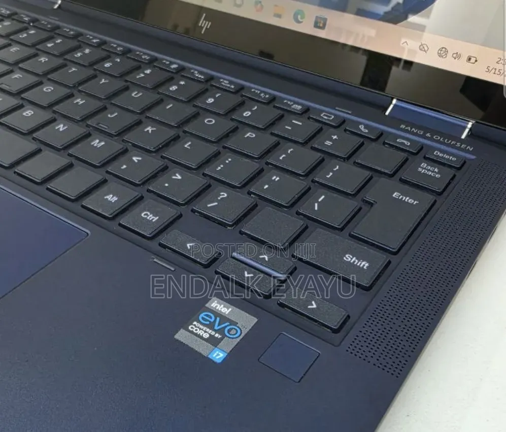 New Laptop HP Dragonfly G2 16GB Intel Core i7 SSD 512GB