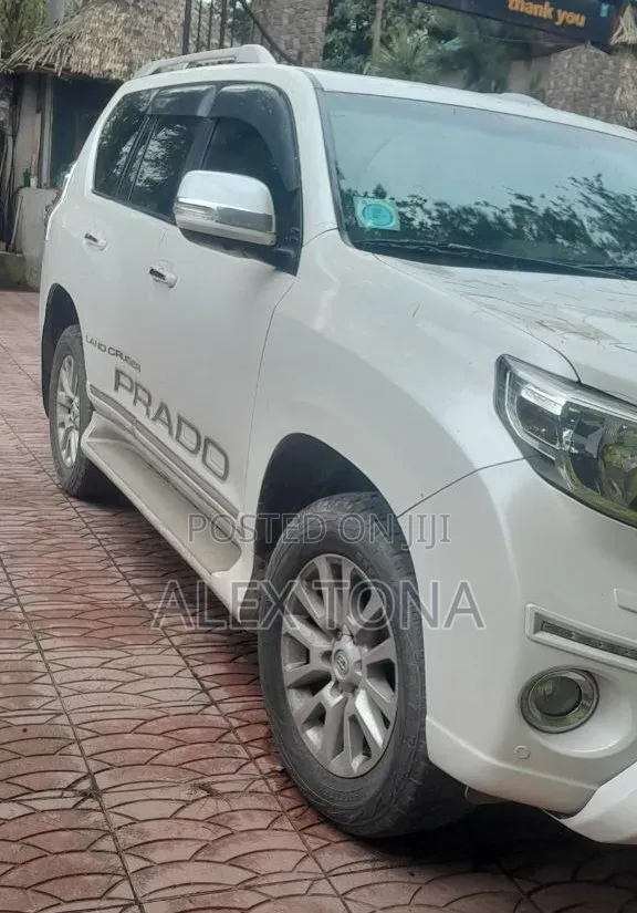 Toyota Land Cruiser Prado 2014 White