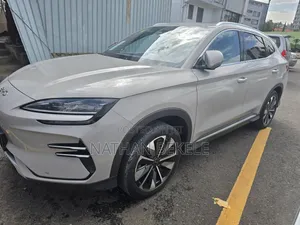 BYD Song Plus 2025 Silver