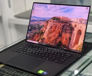 New Laptop Dell Precision 5560 16GB Intel Core i9 SSD 512GB