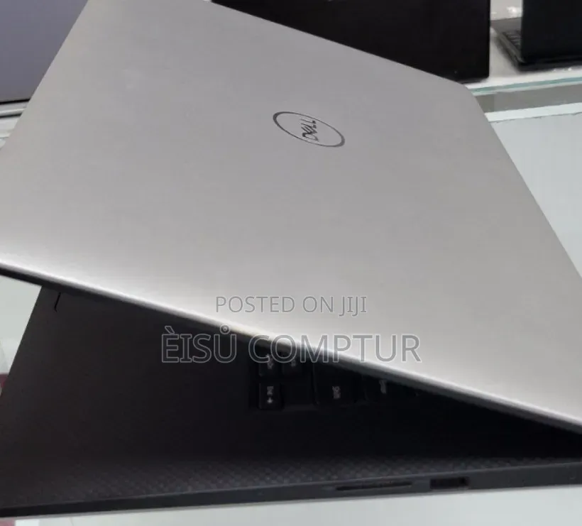 New Laptop Dell Precision 5530 16GB Intel Core i7 SSD 512GB