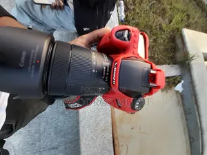 Canon 90 D