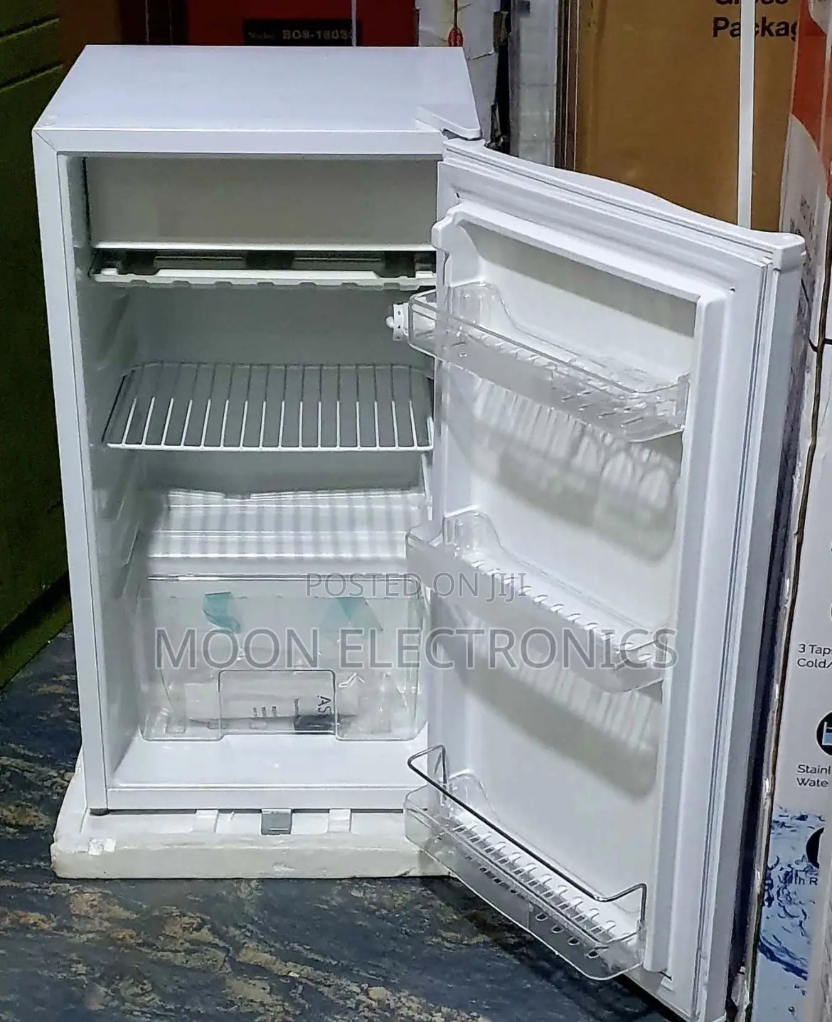 Aston Refrigerator 120