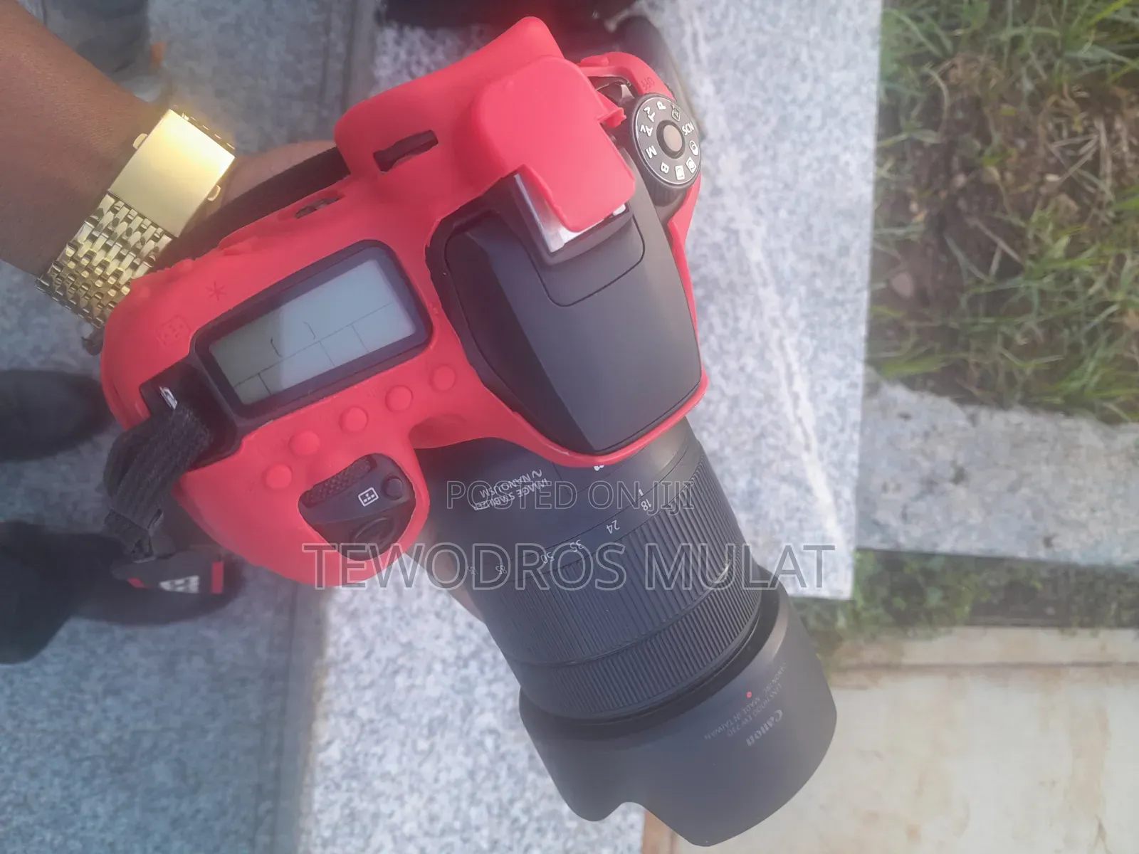 Canon 90 D