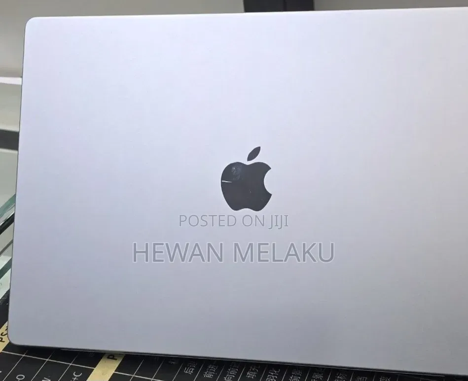 New Laptop Apple MacBook Pro 2021 M1 32GB Apple M1 Max SSD 1T