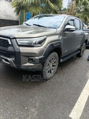 Toyota Hilux Revo Double Cab Deisel 2.8 AWD 2021 Blue