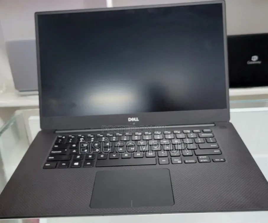 New Laptop Dell Precision 5530 16GB Intel Core i7 SSD 512GB