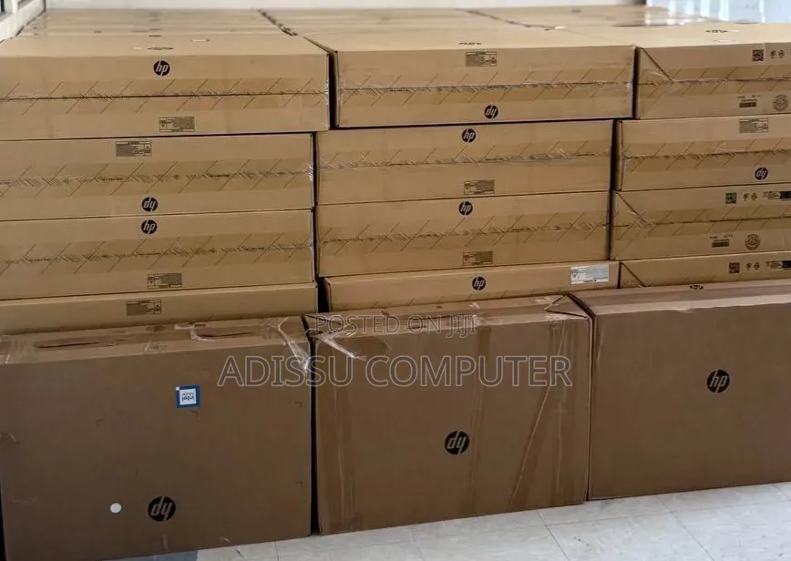 New HP 200 G4 22 All-in-One 8GB Intel Core i5 SSD 512GB