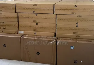 New HP 200 G4 22 All-in-One 8GB Intel Core i5 SSD 512GB