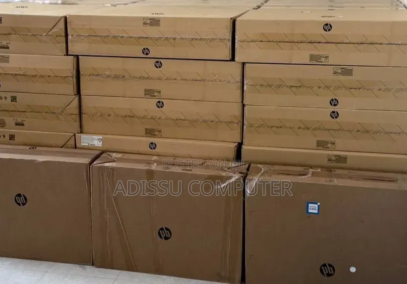 New HP 200 G4 22 All-in-One 8GB Intel Core i5 SSD 512GB