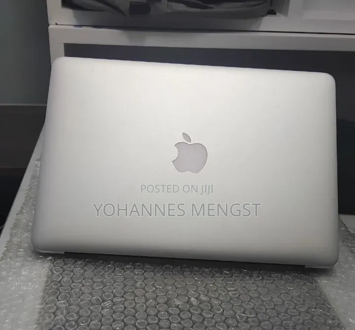 New Laptop Apple MacBook Air 2017 8GB Intel Core i5 SSD 128GB