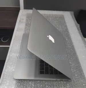 New Laptop Apple MacBook Air 2017 8GB Intel Core i5 SSD 128GB